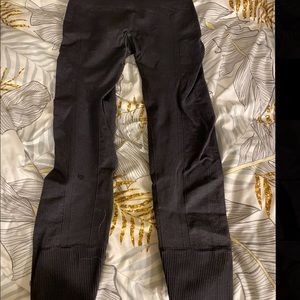 Dark grey lululemon leggings